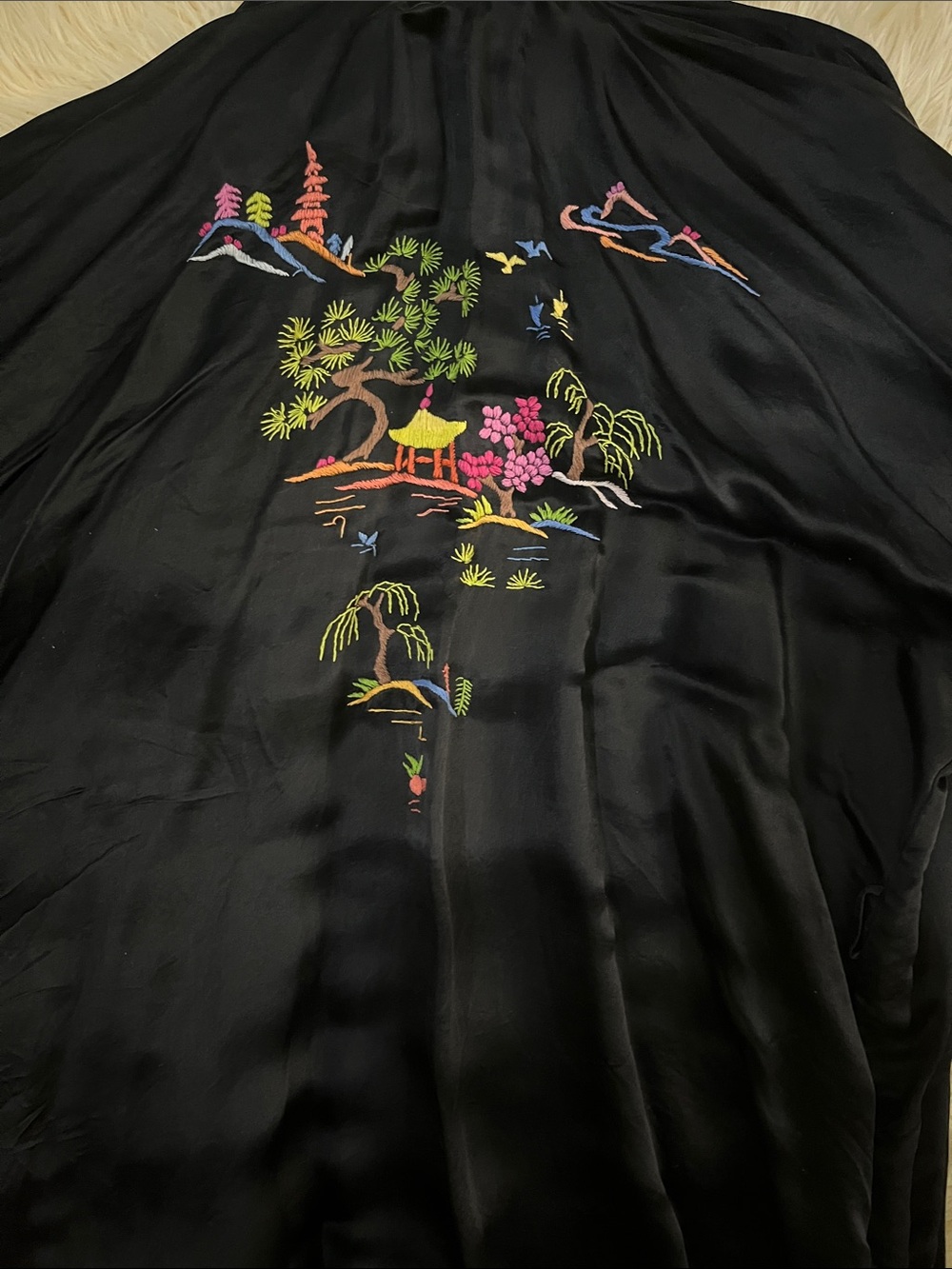 Golden dragon 100% silk robe